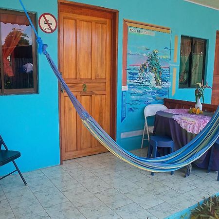 Mar Caribe Pv Hotell Puerto Viejo de Talamanca Exteriör bild