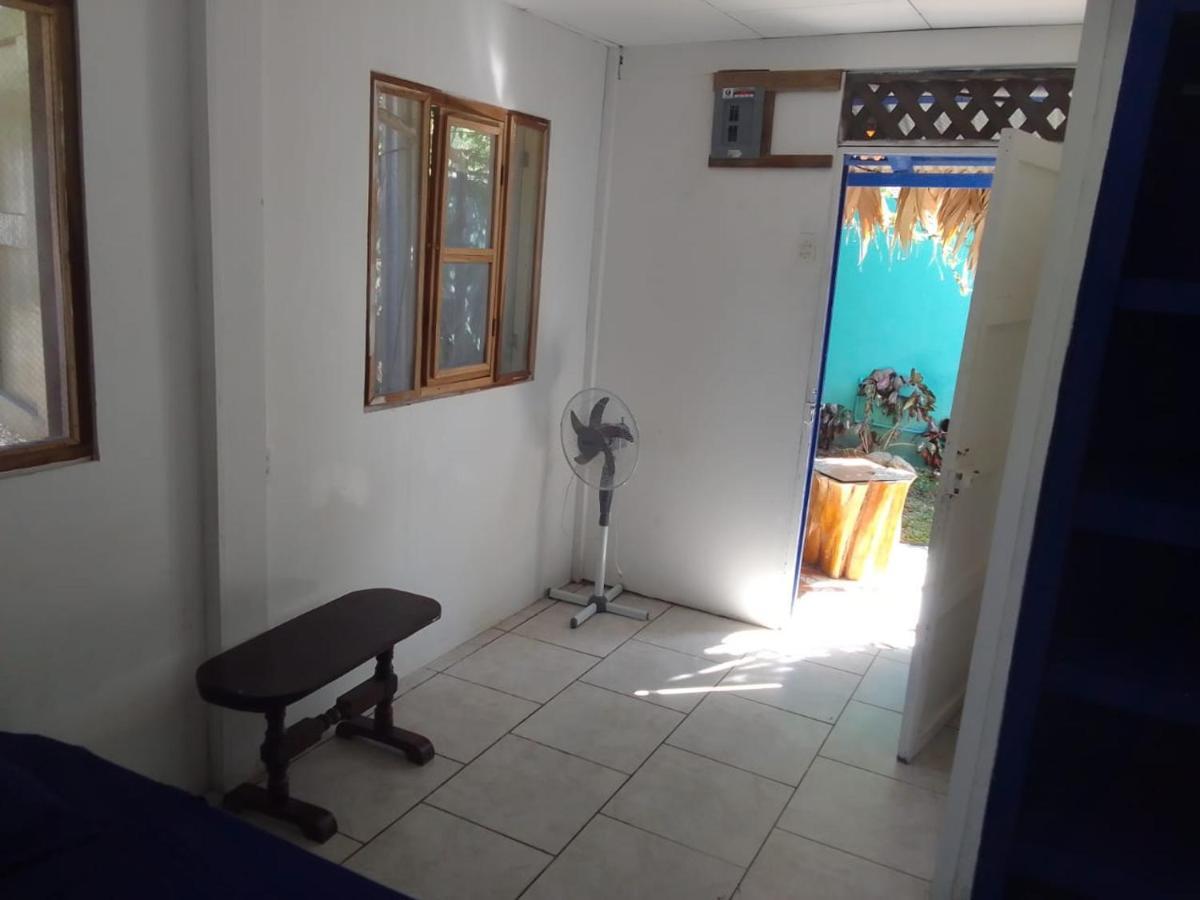 Mar Caribe Pv Hotell Puerto Viejo de Talamanca Exteriör bild