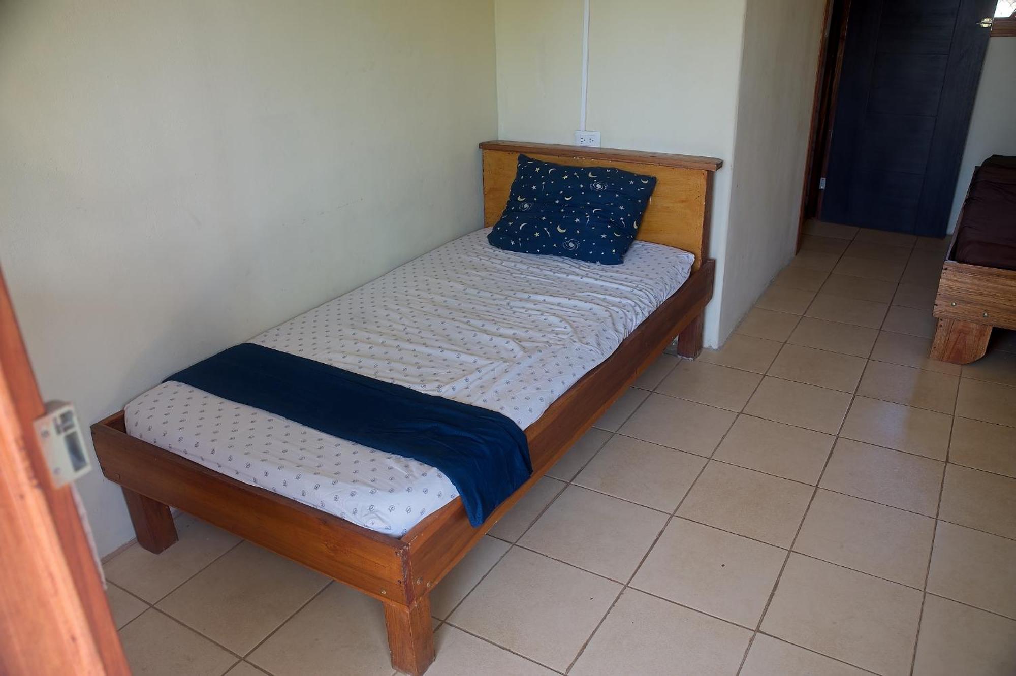 Mar Caribe Pv Hotell Puerto Viejo de Talamanca Exteriör bild